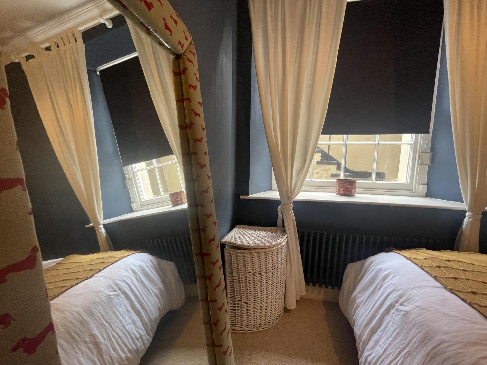 Gorgeous Hideaway In Classy Clifton