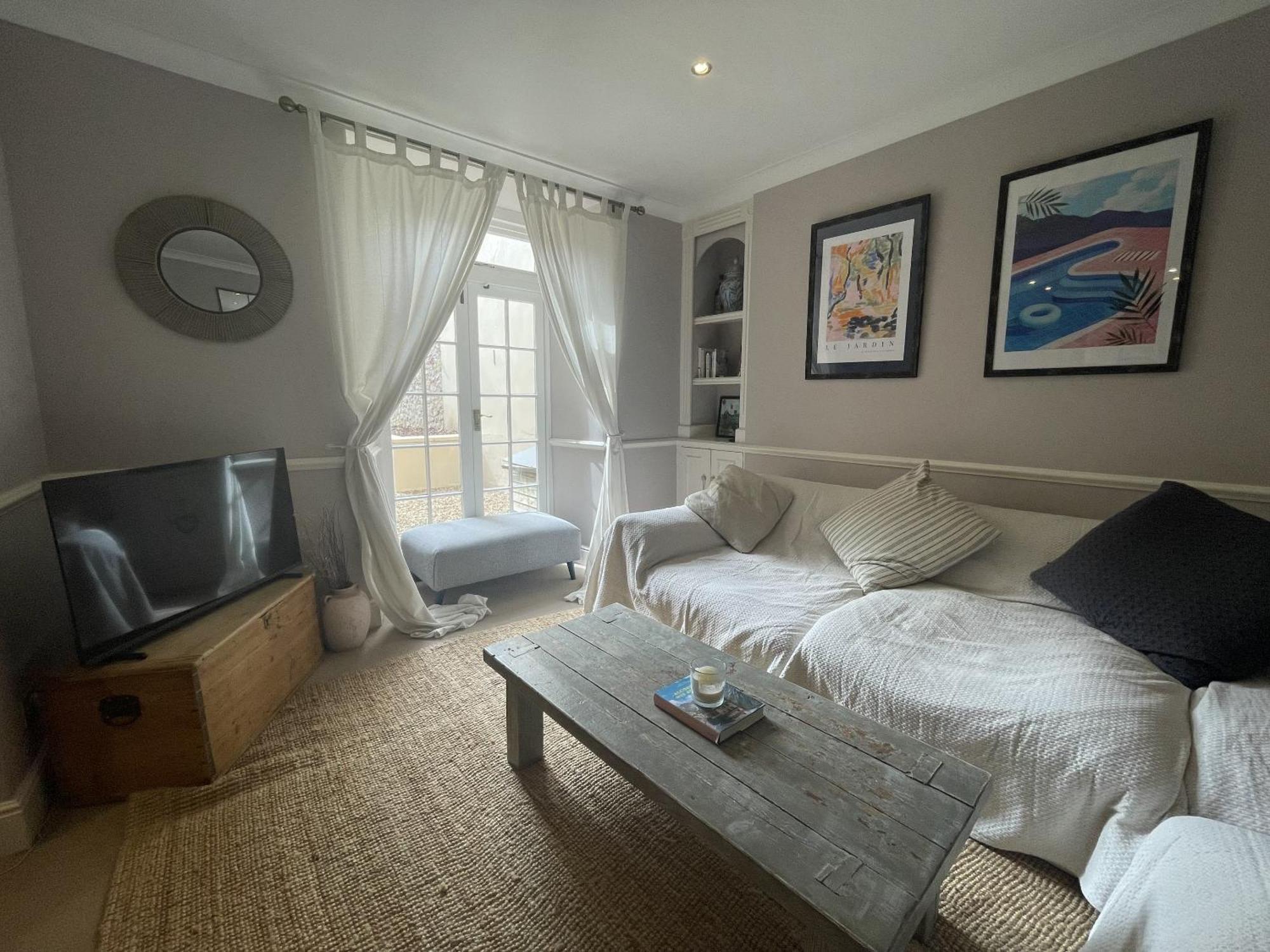 Gorgeous Hideaway In Classy Clifton Bristol
